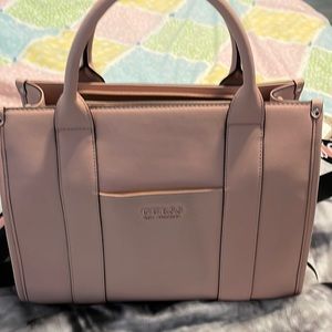 Guess shoulder bag barely used.